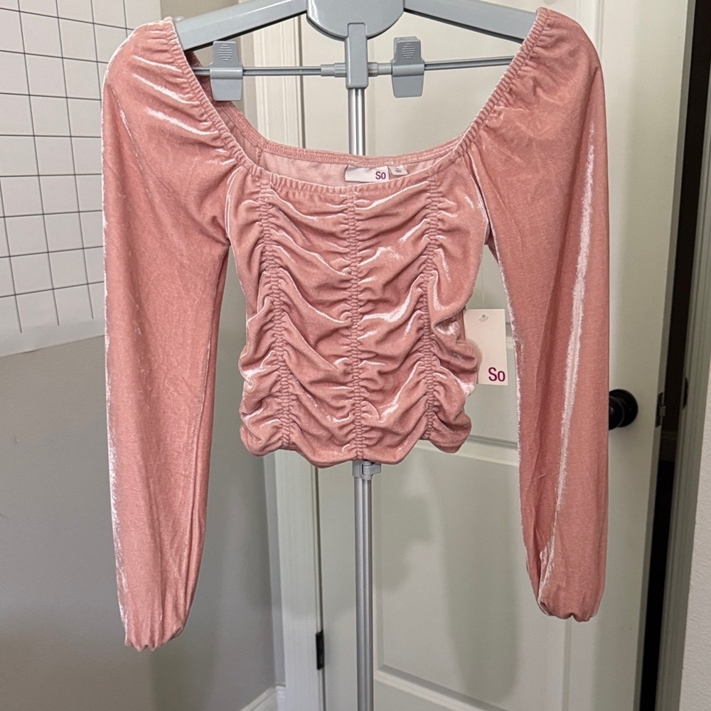 SO Women's Blush Ruched Blouse